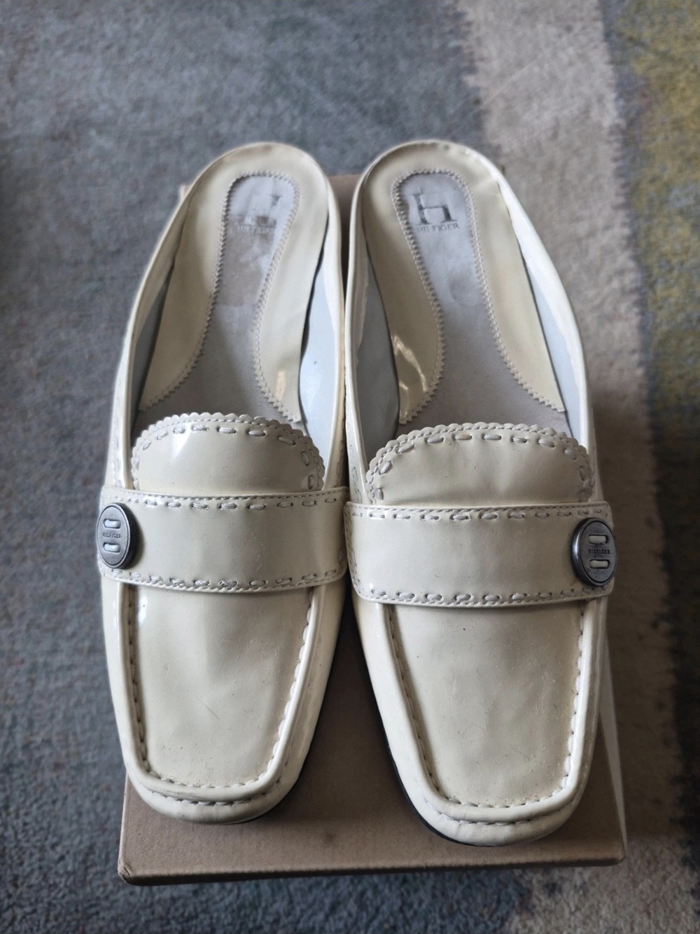 Pale Yellow Cole Haan Hilfiger Loafers Size 7
